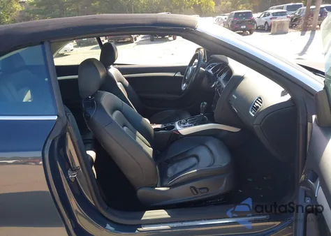 2010 Audi A5 2.0T Premium z USA, uszkodzony, nr VIN WAULFAFHXAN024659